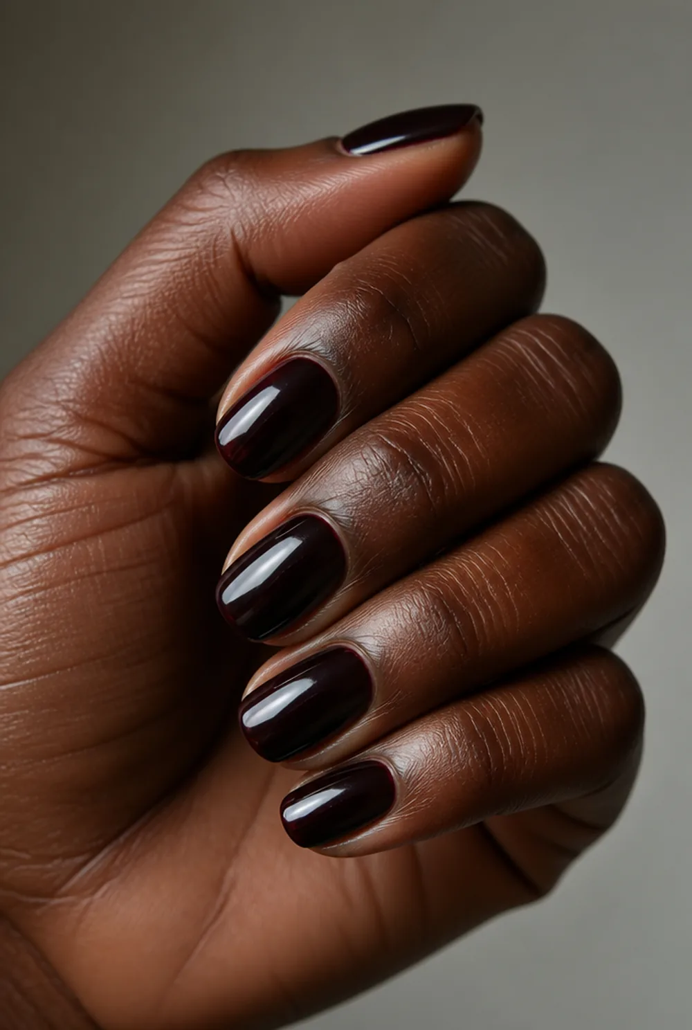 espresso brown nail art on deep brown skin - PolishedAndPrettyNails.com espresso brown nail art on deep brown skin
