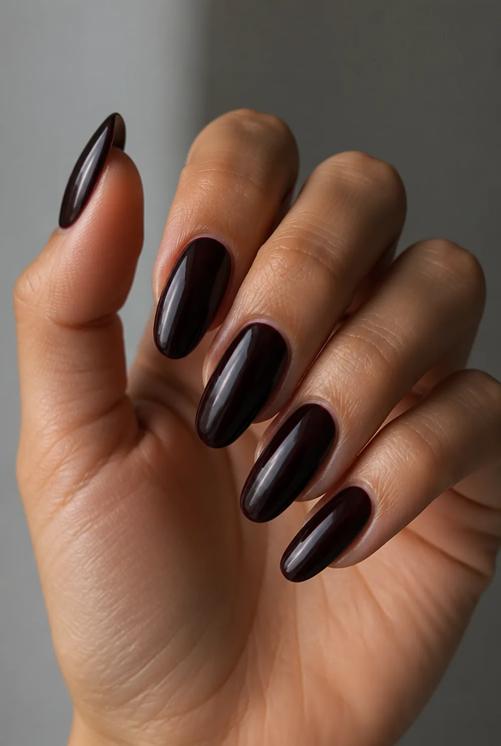 espresso brown nail art on olive skin long length - PolishedAndPrettyNails.com espresso brown nail art on olive skin, long length