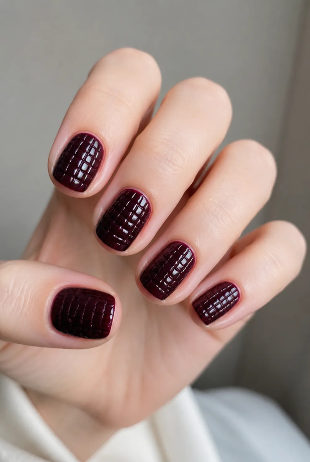 full croc texture set nail art on fair skin short length - PolishedAndPrettyNails.com full croc texture set nail art on fair skin, short length