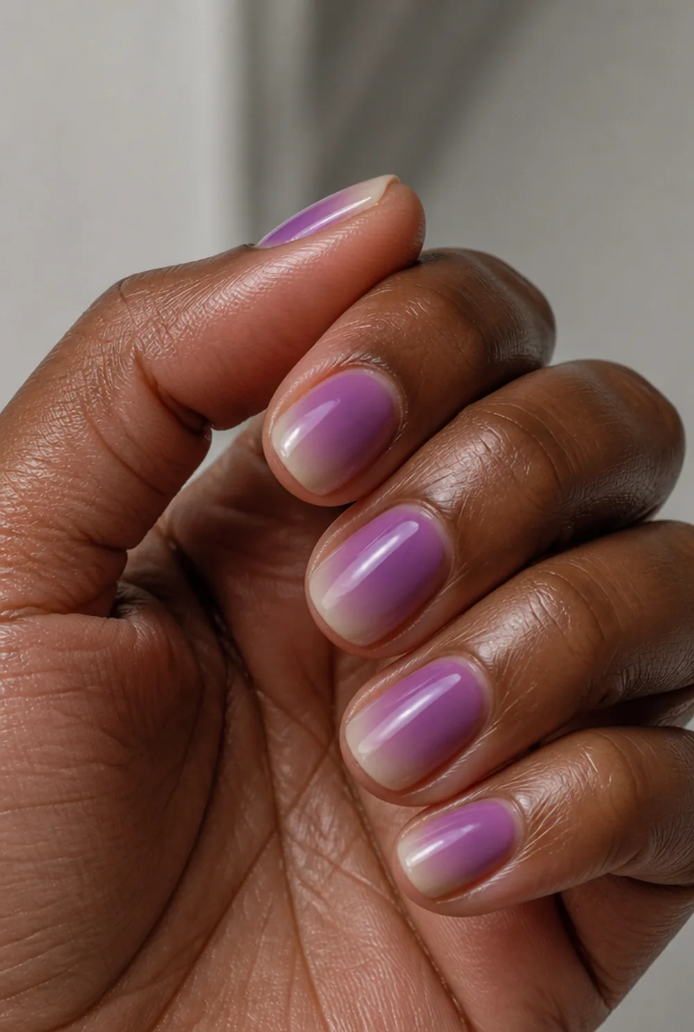 purple aura nail art on deep brown skin - PolishedAndPrettyNails.com purple aura nail art on deep brown skin