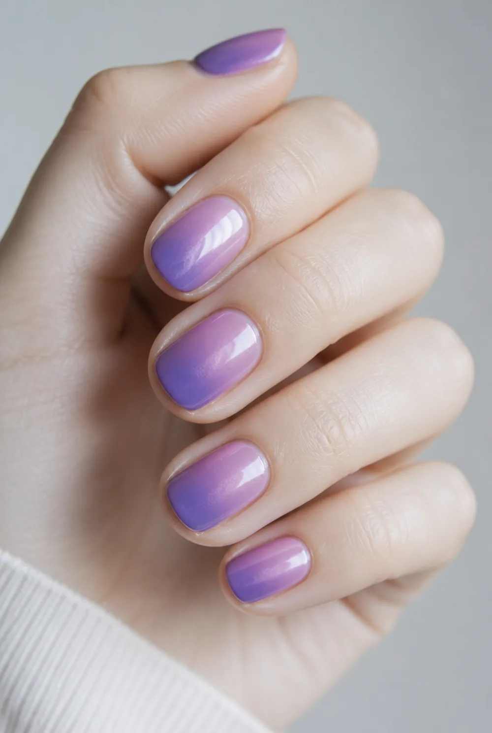 thermal purple nail art on fair skin short length - PolishedAndPrettyNails.com thermal purple nail art on fair skin, short length