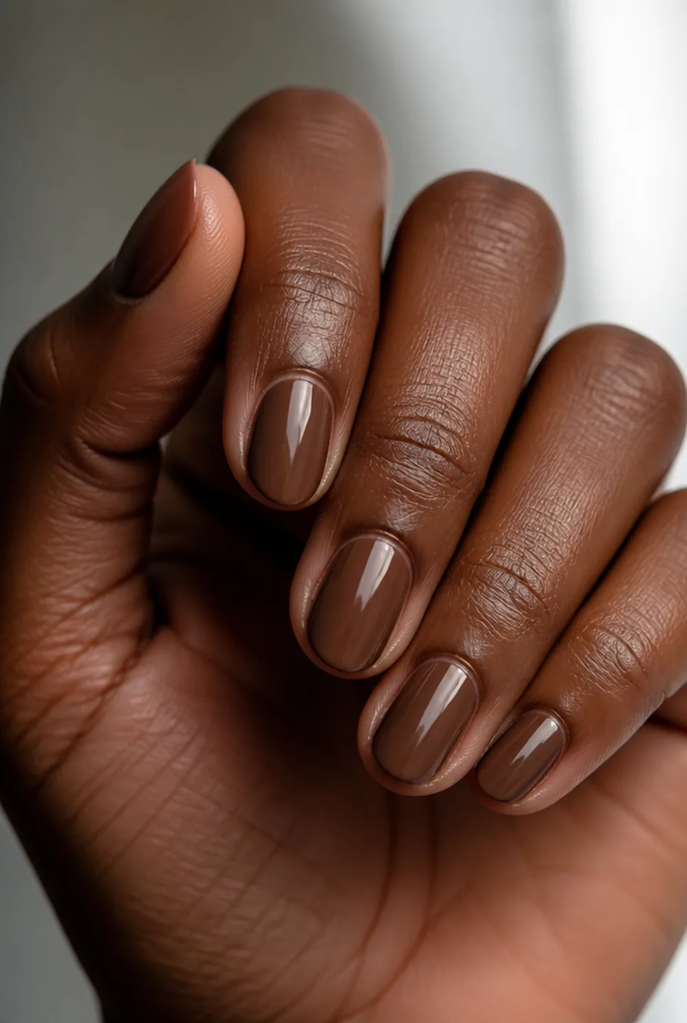 café mocha nail art on deep brown skin - PolishedAndPrettyNails.com café mocha nail art on deep brown skin