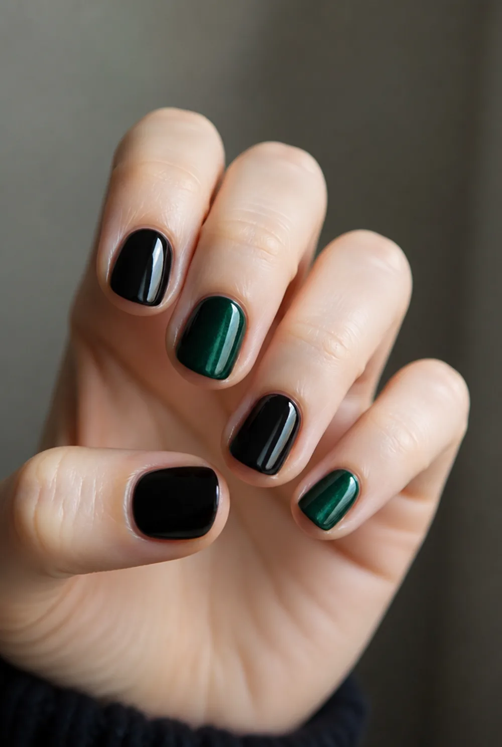 emerald and black nail art on fair skin short length - PolishedAndPrettyNails.com emerald and black nail art on fair skin, short length
