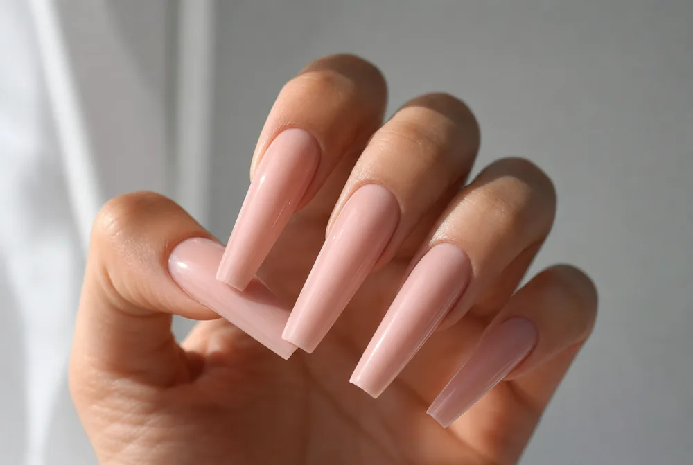 long acrylic extension nails in coffin shape