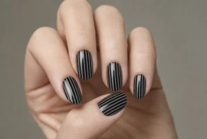 Pinstripe Nails