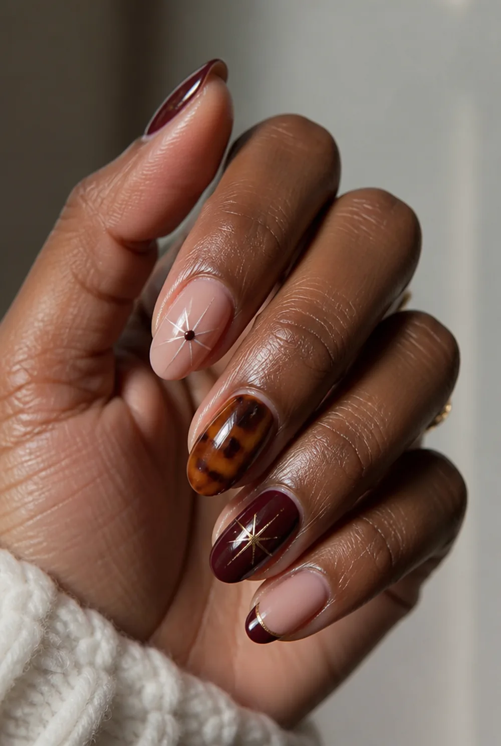 seasonal sets nail art on deep brown skin - PolishedAndPrettyNails.com seasonal sets nail art on deep brown skin