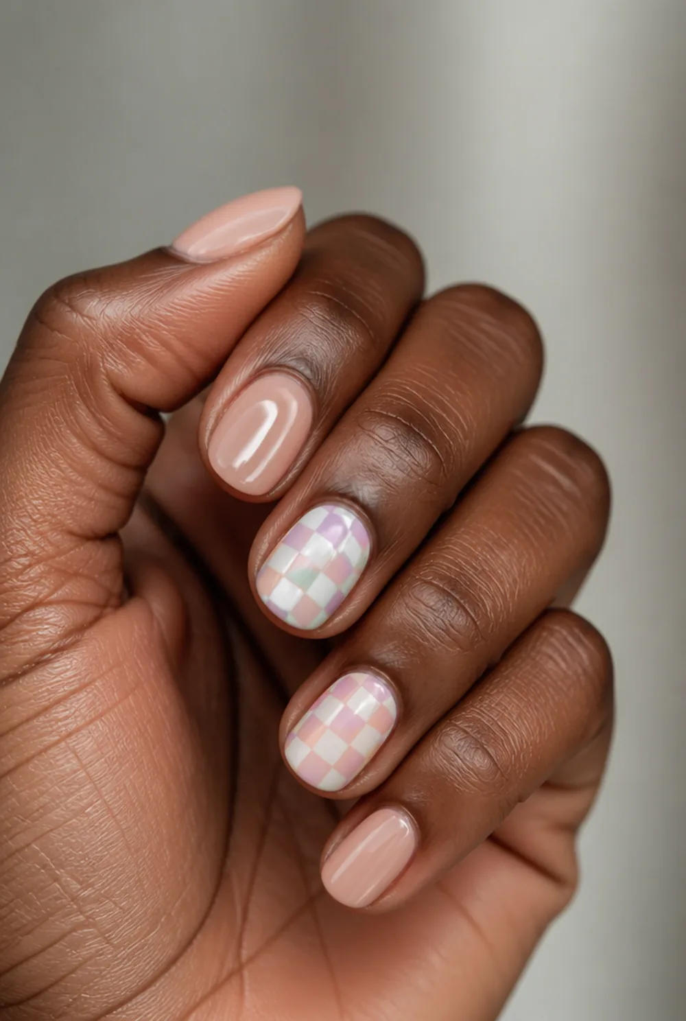 checkerboard accent nail art on deep brown skin - PolishedAndPrettyNails.com checkerboard accent nail art on deep brown skin