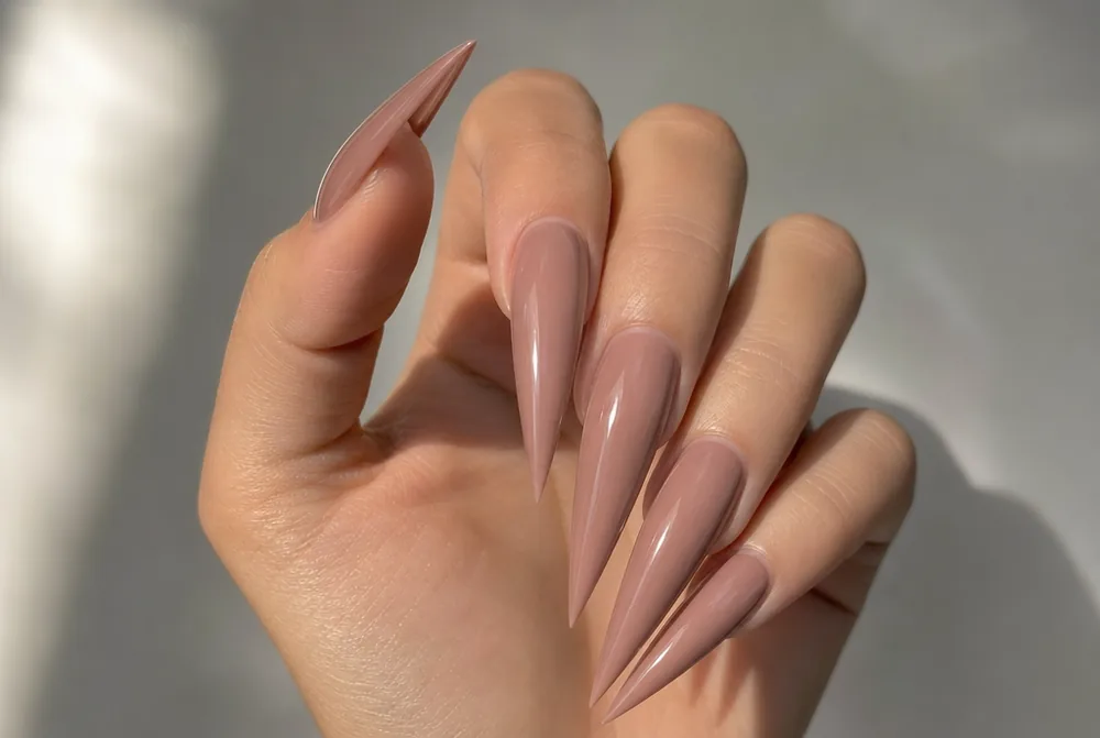 stiletto nail shape tapered to a sharp point