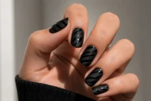 Matte-Gloss Contrast