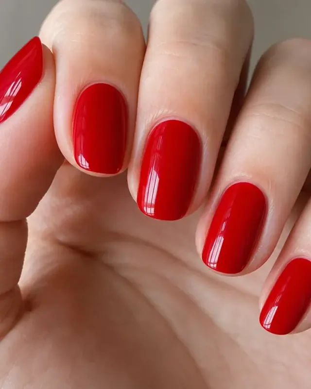 Classy red nails